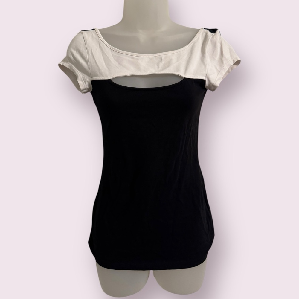 Guess Black White Cutout Top Short Sleeve Colorblock Size S